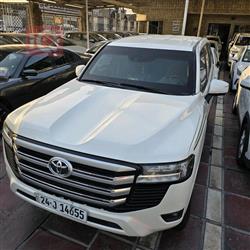 تويوتا لاندكروزر